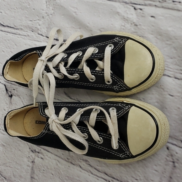 VINTAGE 2001 Converse EUC  Kid 1.5 Black - Picture 1 of 10